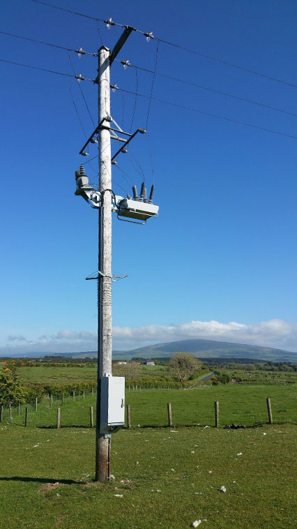 Instalación de Reconectador OSM en Ballycastle, Norte de Irlanda