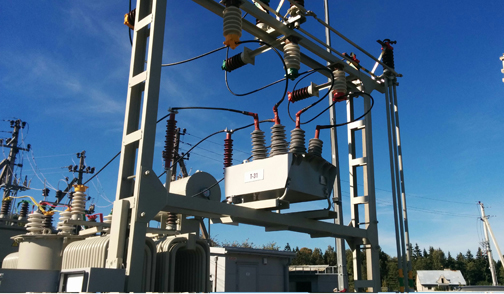 reconectador OSM38 instalación de la subestación