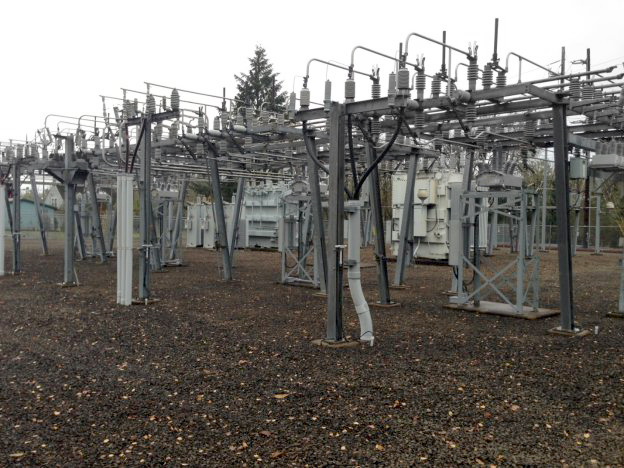 4 alimentadores de 20 kV. Un reconectador NOJA Power OSM por alimentador